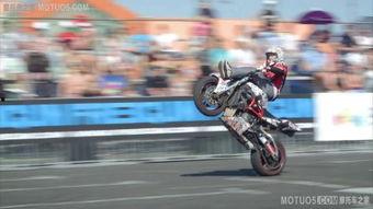 国产四缸摩托车飙车视频